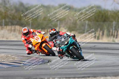 media/Dec-01-2025-Moto Forza (Mon) [[2daa91e15f]]/1-Advanced Group/Session 3 (Turn 3)/